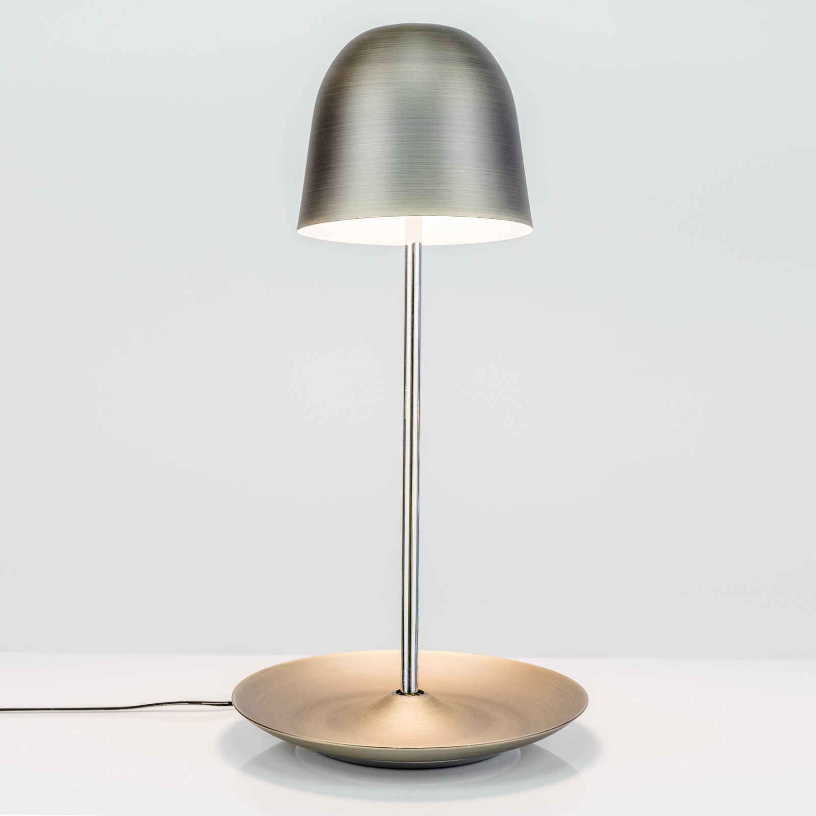 Tischlampe-Schreibtischlampe-Schreibtischleuchte-Lampe-Leselampe-LED-Bronze-saasil Design LED Tischleuchte Pirol mit Metallschirm und Ablage-Schüssel – Stilvolle Beleuchtung für dein Zuhause