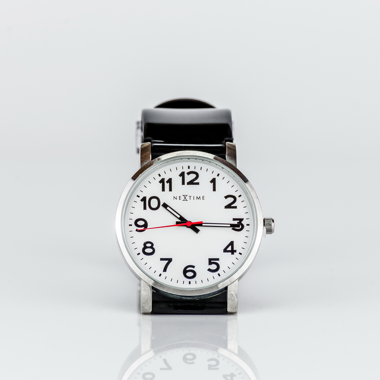 2016-03-31-Neue-Produkte_36 10x Armbanduhr Herren schwarz weiß Retro Station Nextime – Stilvolle Beleuchtung für dein Zuhause