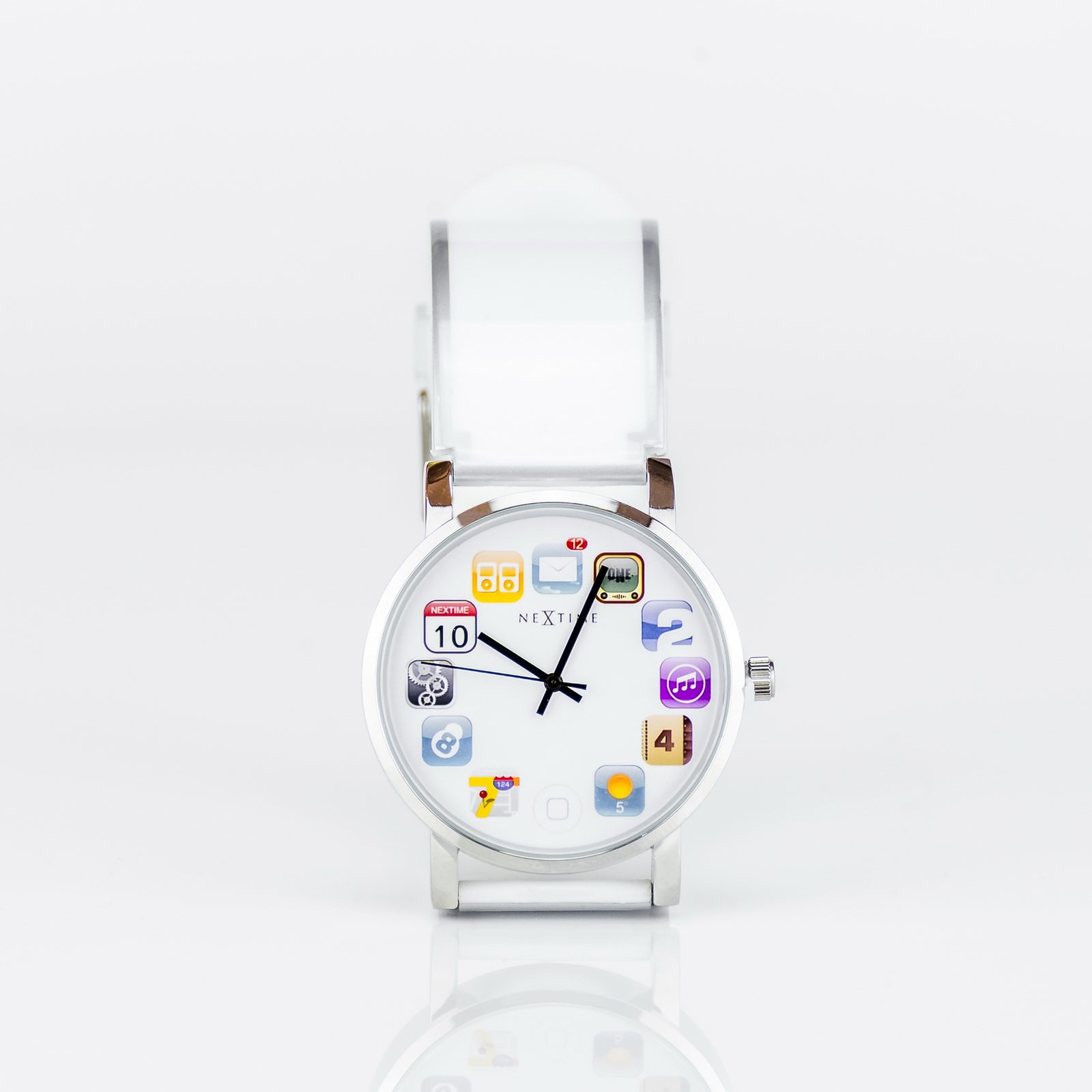 2016-03-31-Neue-Produkte_28 Armbanduhr weiß modern Smartwatch Look