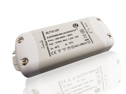 led-trafo-keine-mindestlast-15w-12v-led-transformator-flach-led-driver-trafo-gespiegelt-saasil LED Trafo 15W, 12V DC, inkl. 6-fach Verteiler, LED Konverter 220-240V von Selv LED Driver Treiber ohne Mindestlast LED Transformator Ersatzteile günstig kaufen
