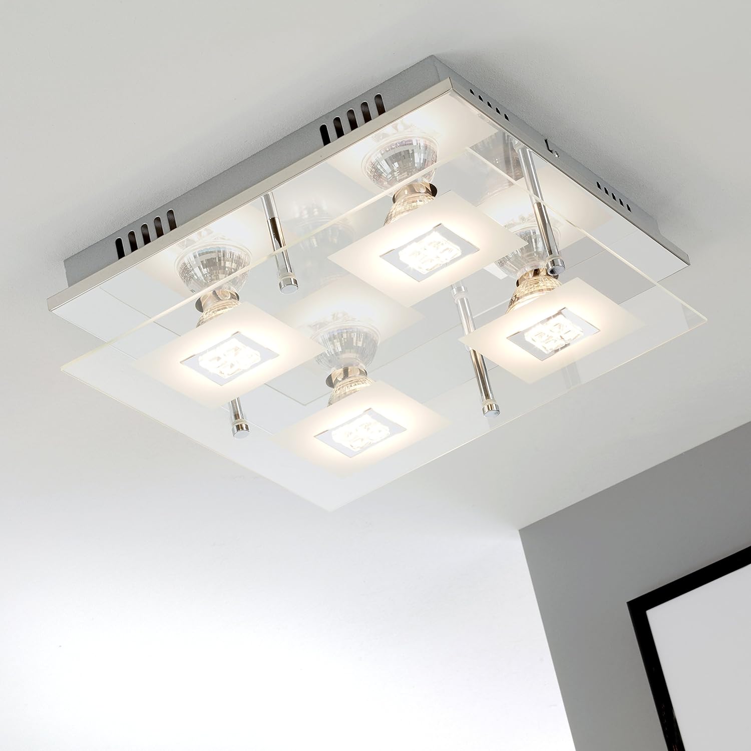 Eckige LED Deckenlampe Chrom mit Glas Glitzer inkl GU10 LED – Stilvolle Beleuchtung für dein Zuhause Eckige LED Deckenlampe Chrom mit Glas Glitzer inkl GU10 LED – Stilvolle Beleuchtung für dein Zuhause