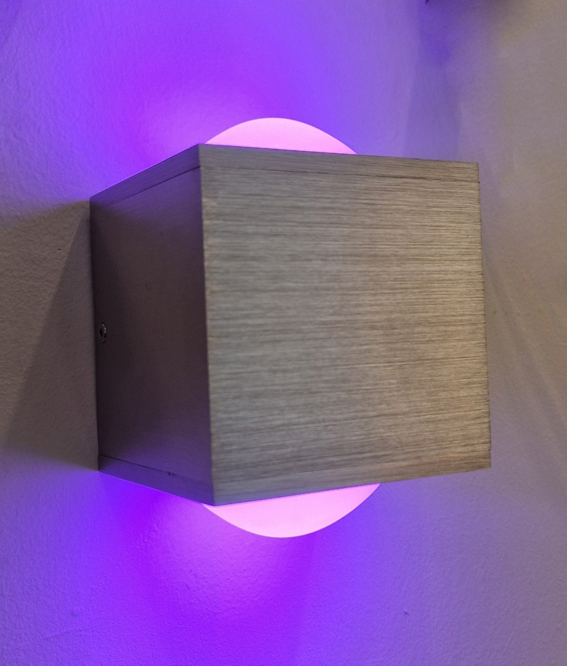 LED Wandlampe Lens mit Fernbedienung bunt warmweiß kaltweiß dimmbar Up Down Alu eckig – Stilvolle Beleuchtung für dein Zuhause LED Wandlampe Lens mit Fernbedienung bunt warmweiß kaltweiß dimmbar Up Down Alu eckig – Stilvolle Beleuchtung für dein Zuhause